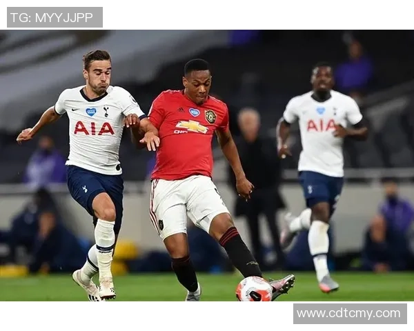 西甲联赛精彩对决曼联大胜热刺引发全场热议