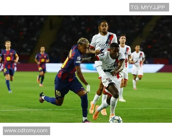 欧冠惊天逆转巴黎圣日耳曼绝杀巴萨引发全场狂欢