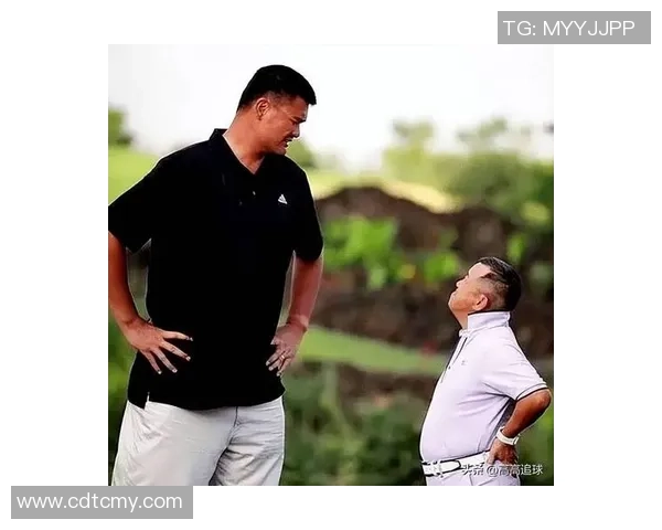 西安姚明合影留念展现篮球巨星风采与城市魅力的完美结合