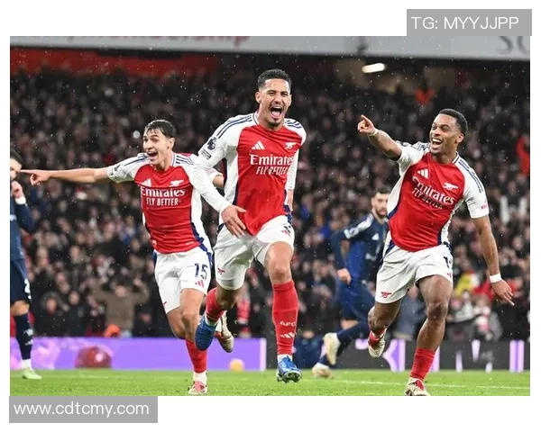 欧联杯波尔图与阿森纳激战成平局红牌事件引发全场热议与转会传闻