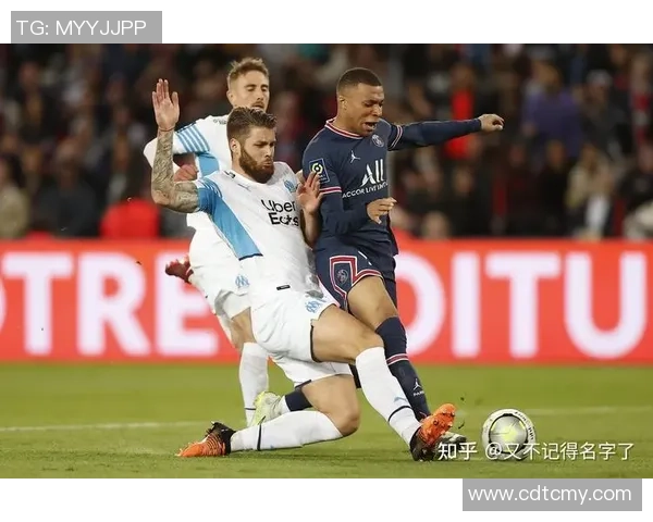 西甲赛场惊现历史冷门巴黎圣日耳曼狂胜尤文图斯5-0引发全场沸腾