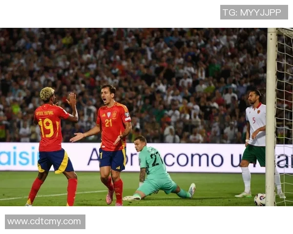 国王杯激战阿森纳与皇马战成平局神奇扑救成为全场焦点 国王杯激战阿森纳与皇马战成平局神奇扑救成为全场焦点