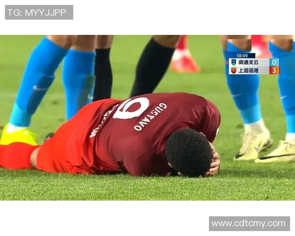 友谊赛巴萨大胜莱比锡红牌事件引发全场热议与争议 友谊赛巴萨大胜莱比锡红牌事件引发全场热议与争议