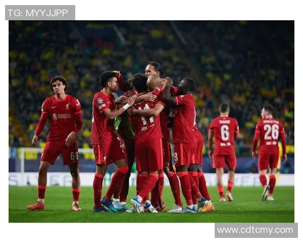 德甲激战巴萨与利物浦战平争议判罚引发全场热议神扑成焦点 德甲激战巴萨与利物浦战平争议判罚引发全场热议神扑成焦点