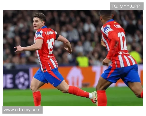 欧联杯精彩对决马竞与AC米兰战成平局引发全场热烈反响