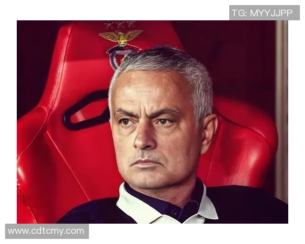 英超精彩对决本菲卡逆转里昂帽子戏法引爆全场激情瞬间 英超精彩对决本菲卡逆转里昂帽子戏法引爆全场激情瞬间