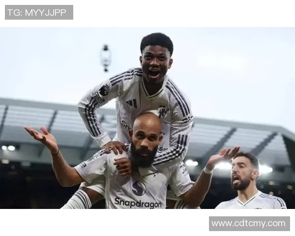 英超盛宴:巴萨狂胜皇马五球大捷战术解析引发全场沸腾 英超盛宴:巴萨狂胜皇马五球大捷战术解析引发全场沸腾