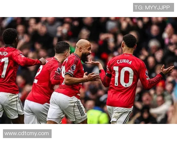 西甲赛场惊现冷门阿森纳与曼联激战成平局引发全场沸腾 西甲赛场惊现冷门阿森纳与曼联激战成平局引发全场沸腾